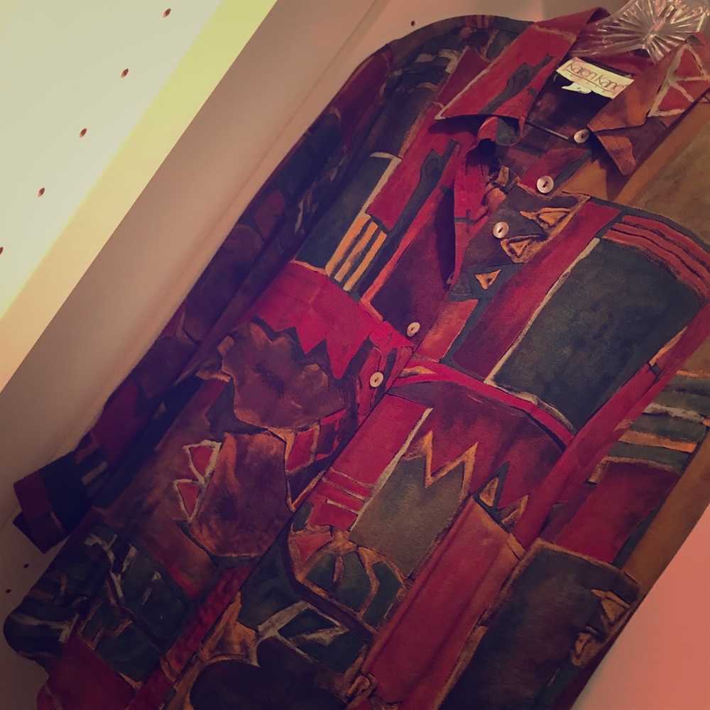 Karen Kane retro/ vintage button top and shorts